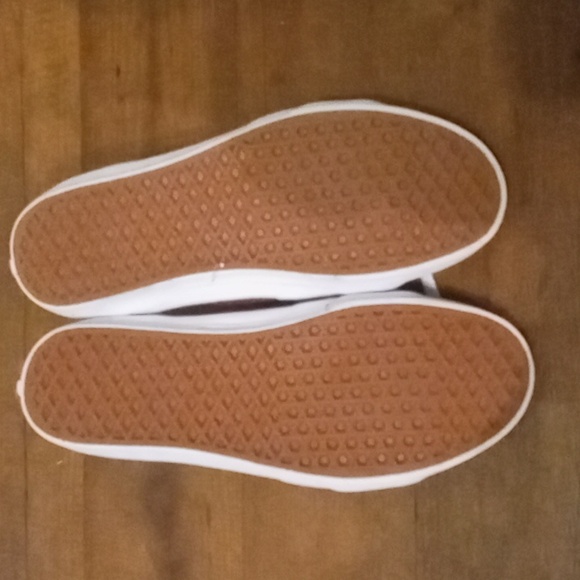 VANS - Picture 4 of 4